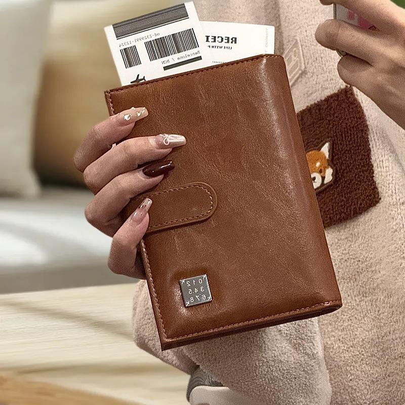 Travel Passport Wallet Women M - Qantas Travel Accessories 评论和价格